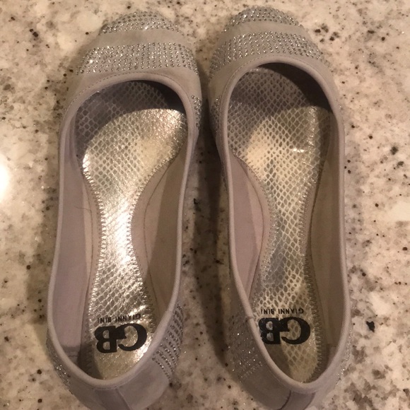 Gianni Bini Silver Flats - Picture 1 of 4